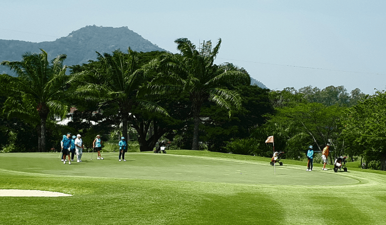 Palm Hill Golf